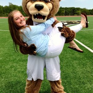 Meet your Posher, Alexis